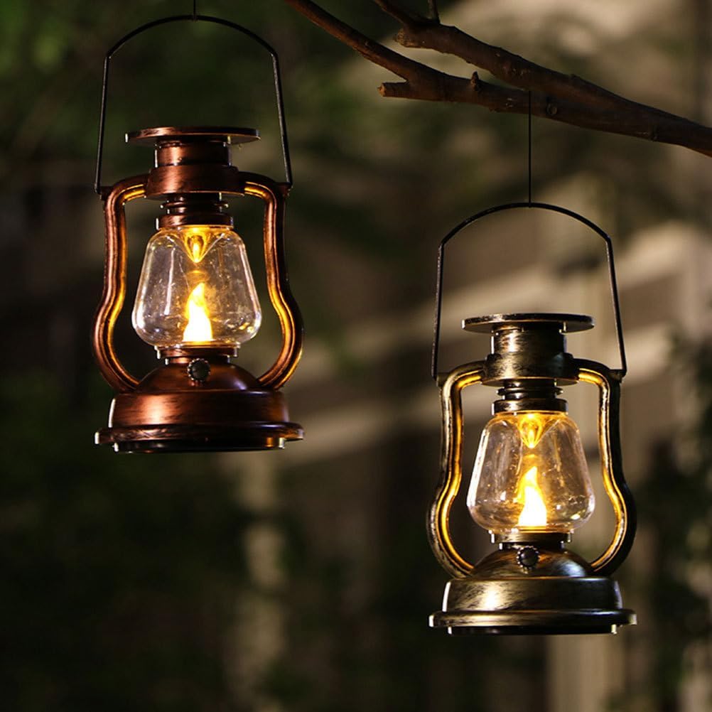 Cabilock Solar Powered Retro Kerosene Lantern Vintage Led Flame Light Handheld Outdoor Solar Lamp for Garden Patio Decoration Portable Hanging Lantern