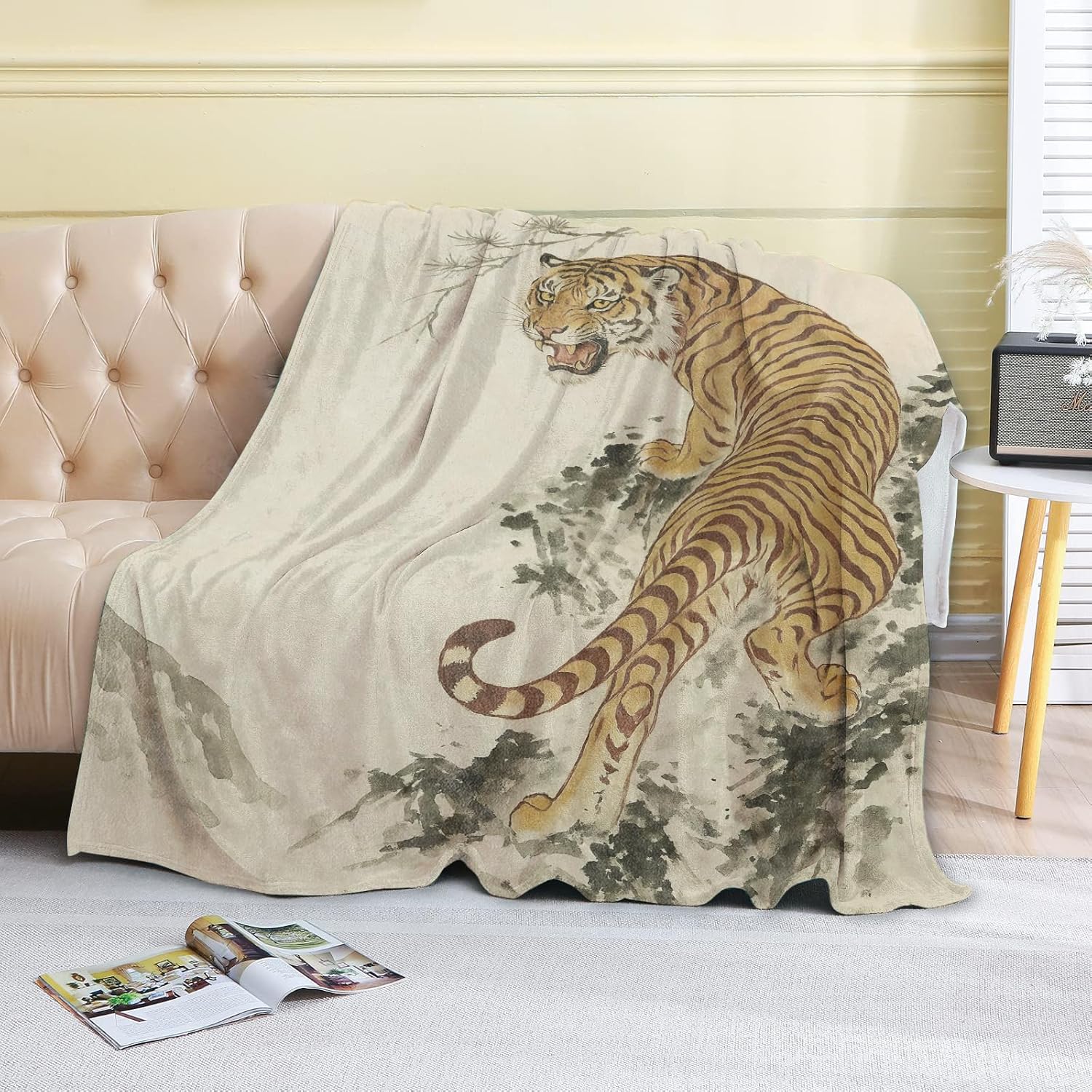 Oriental Roaring Tiger Ink Fleece Blanket,60x80in,Bold Traditional Chinese Art Style Mountains Throw Blankets,Soft Cozy Lightweight, Ideal for Bed Living Room Home Decor,Women Gifts