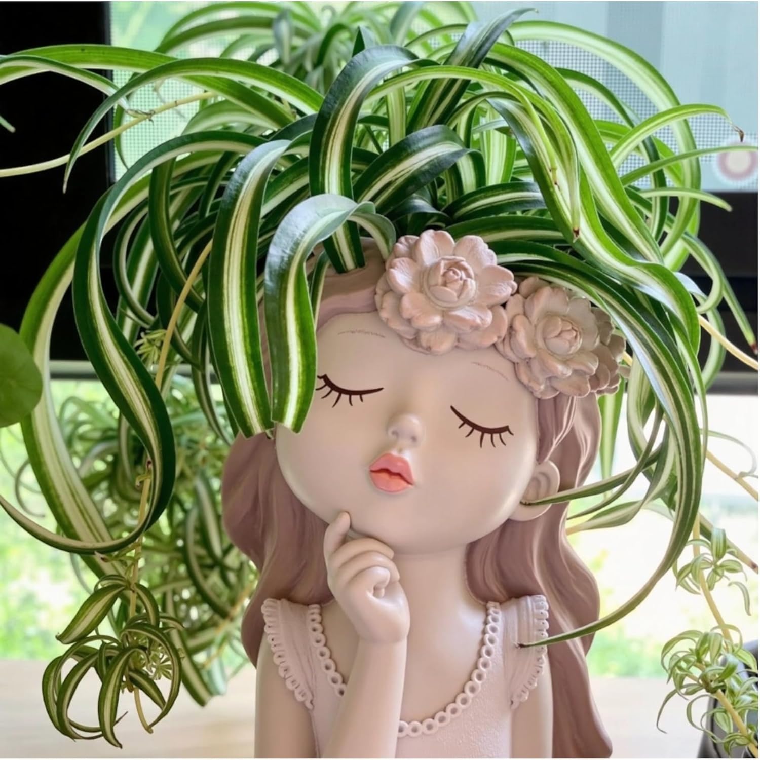 Resin Fairy Girl Planter with 2 Rooted Spider Plant Cuttings – Elegant Desktop Flower Pot & Home Décor Gift